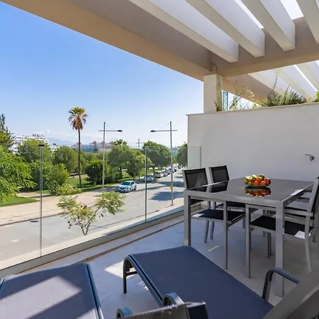 Cosy And Centrally Located Apartment In Estepona Exterior photo